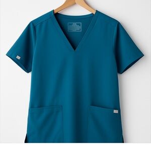 FIGS women’s casma 3 pocket scrub top Teal